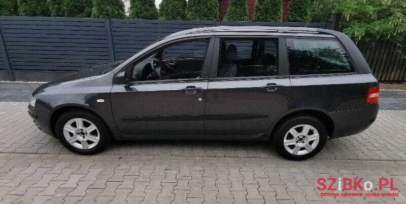 2004' Fiat Stilo photo #3