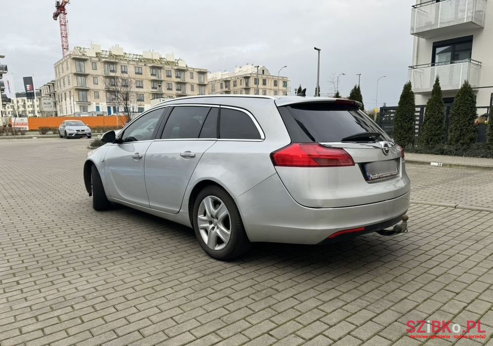 2010' Opel Insignia photo #3