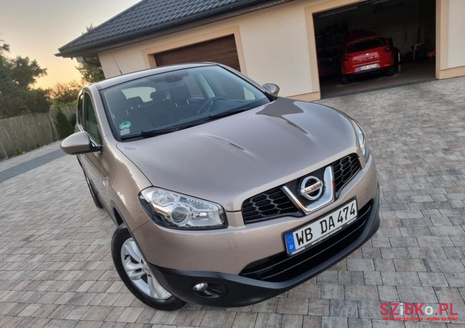 2011' Nissan Qashqai photo #2
