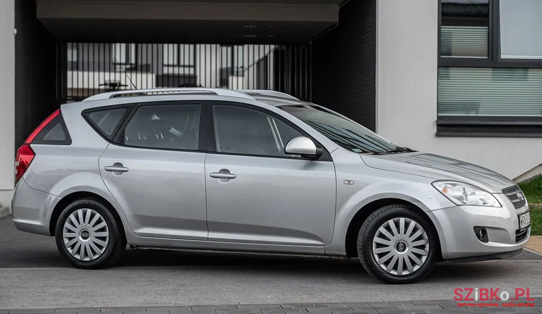 2009' Kia Ceed photo #3