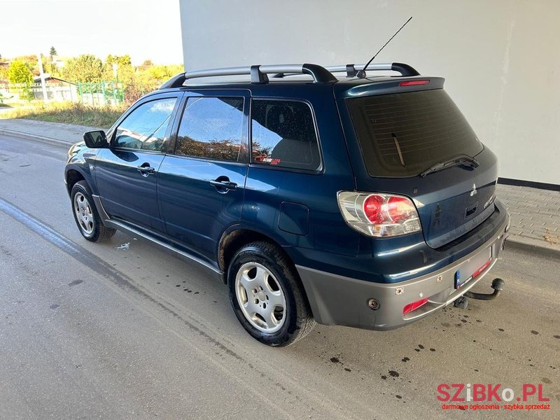 2003' Mitsubishi Outlander 2.0 Comfort 4Wd photo #4