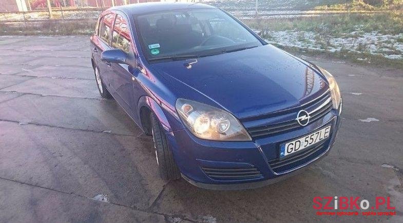 2004' Opel Astra photo #2
