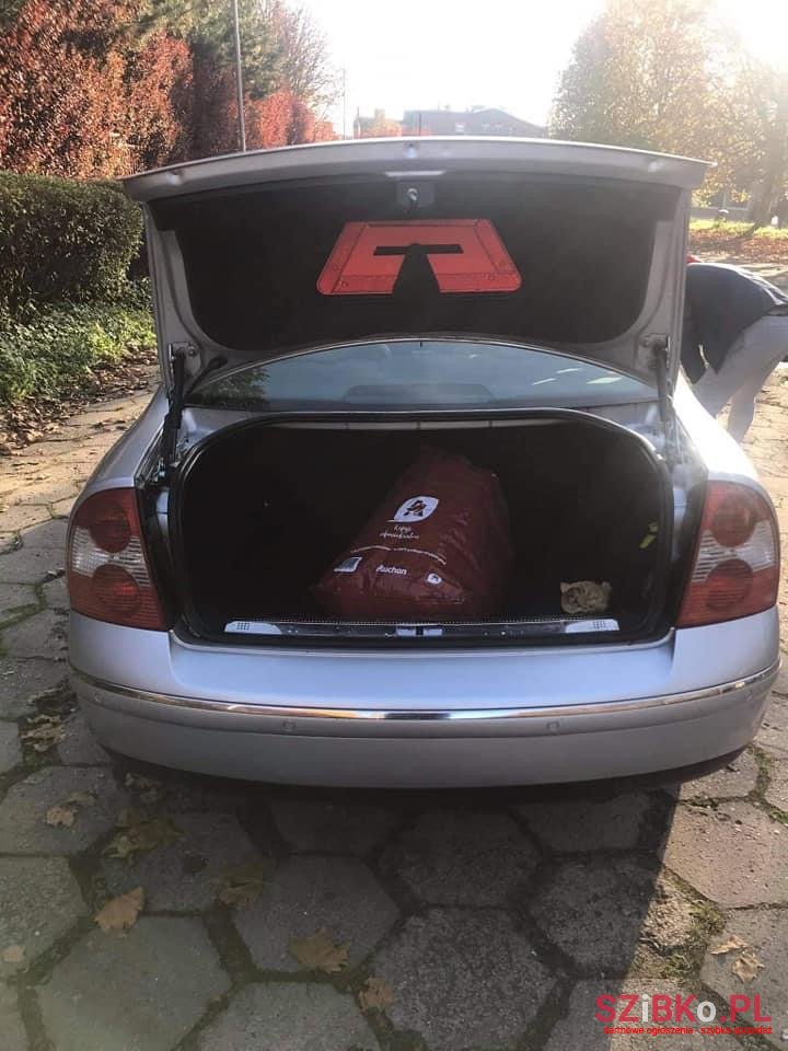 2004' Volkswagen Passat B5 photo #3