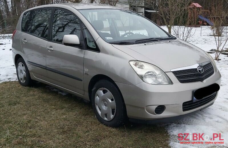 2003' Toyota Corolla photo #2