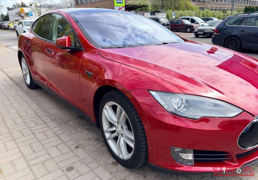 2014' Tesla Model S photo #2