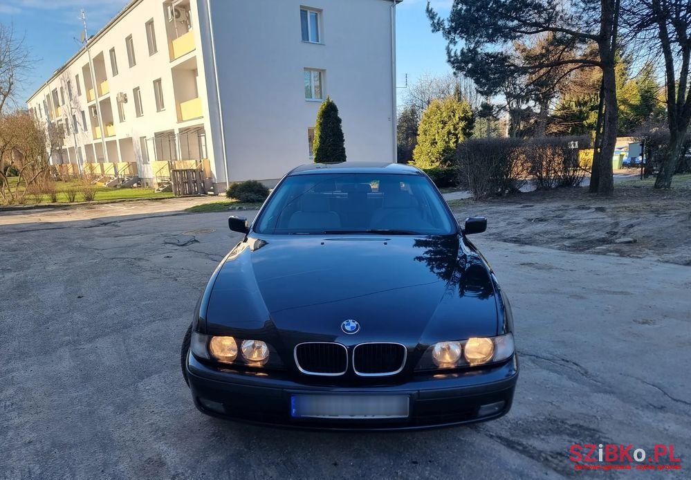 1997' BMW 5 Series 520I photo #3