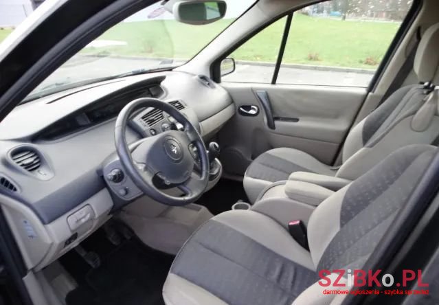 2006' Renault Scenic 1.6 16V Expression photo #6