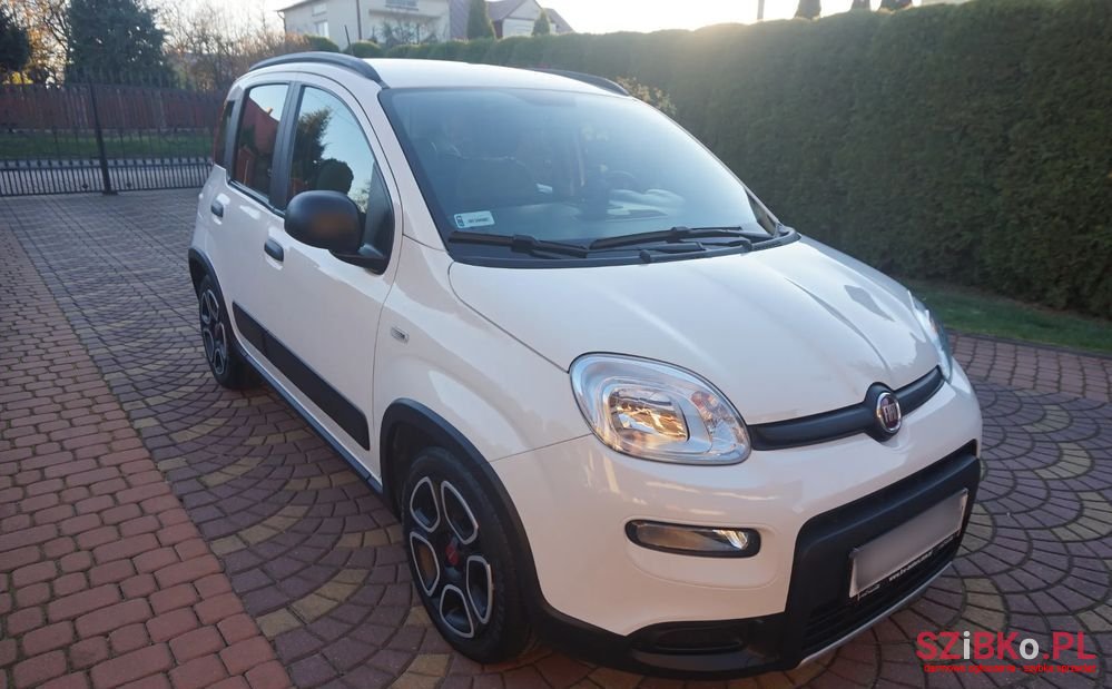 2022' Fiat Panda photo #1