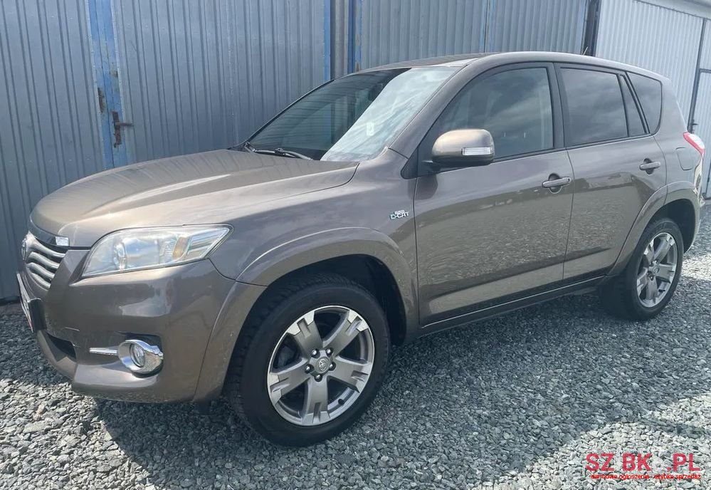 2010' Toyota RAV4 photo #3