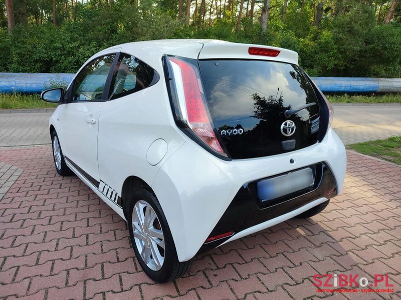 2014' Toyota Aygo X Mit X-Business Paket photo #4