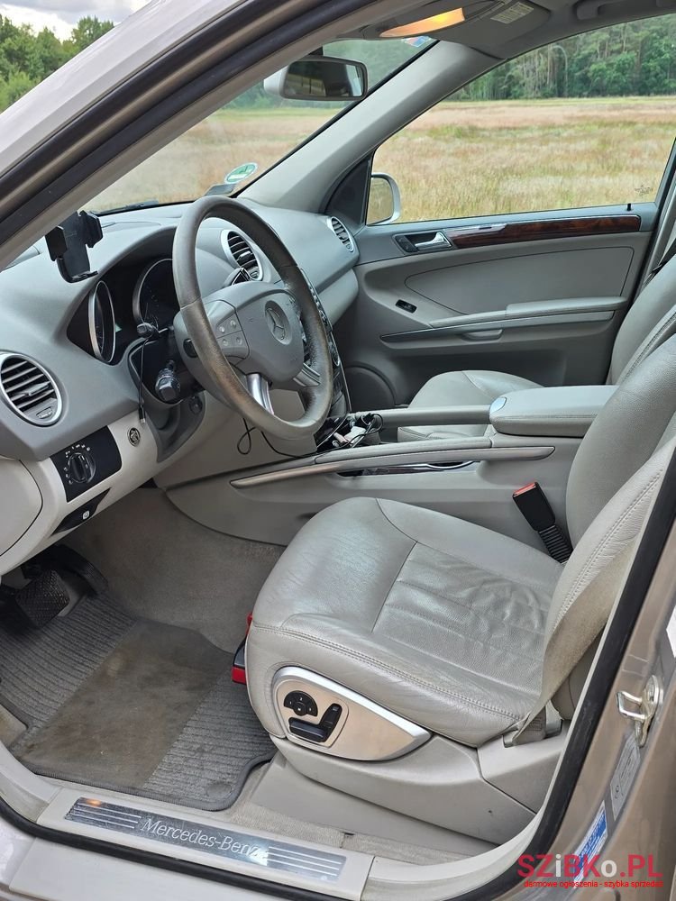 2008' Mercedes-Benz Ml 320 Cdi 4-Matic photo #5