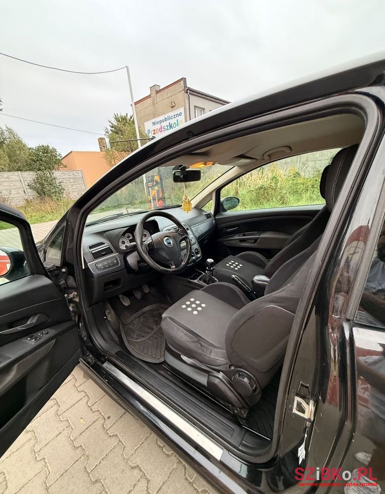 2006' Fiat Punto 1.4 16V Dynamic photo #6