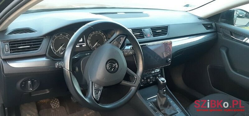 2018' Skoda Superb photo #3
