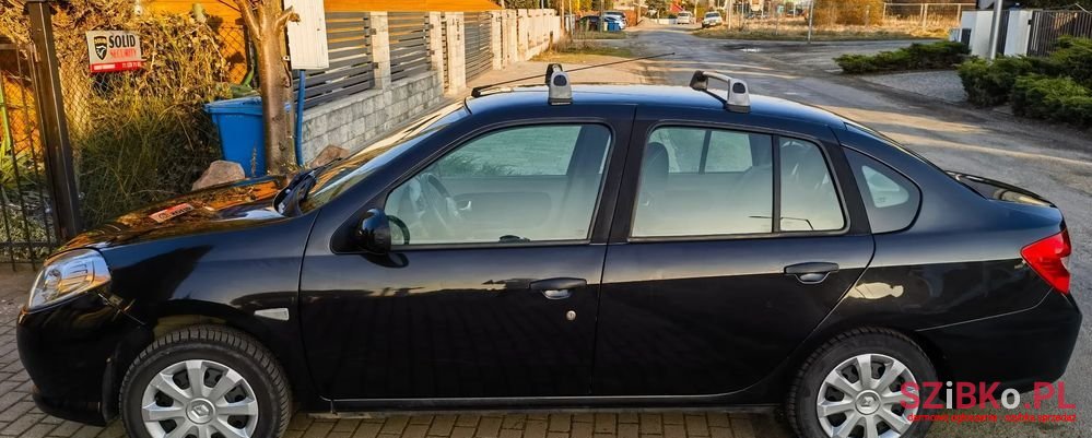 2009' Renault Thalia 1.5 Dci All Inclusive photo #4