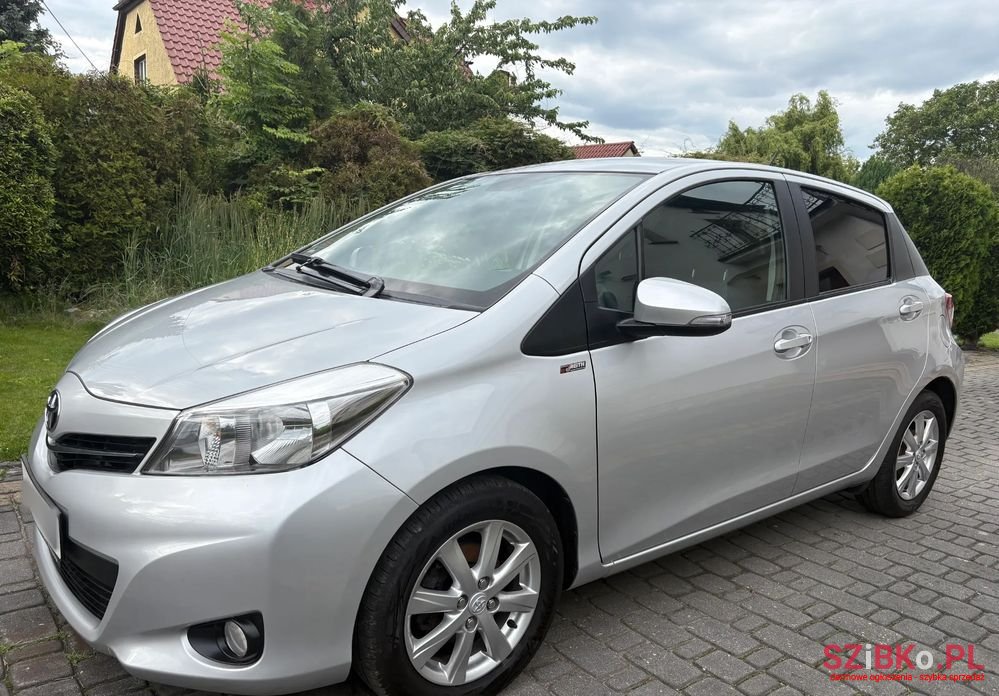 2013' Toyota Yaris photo #1