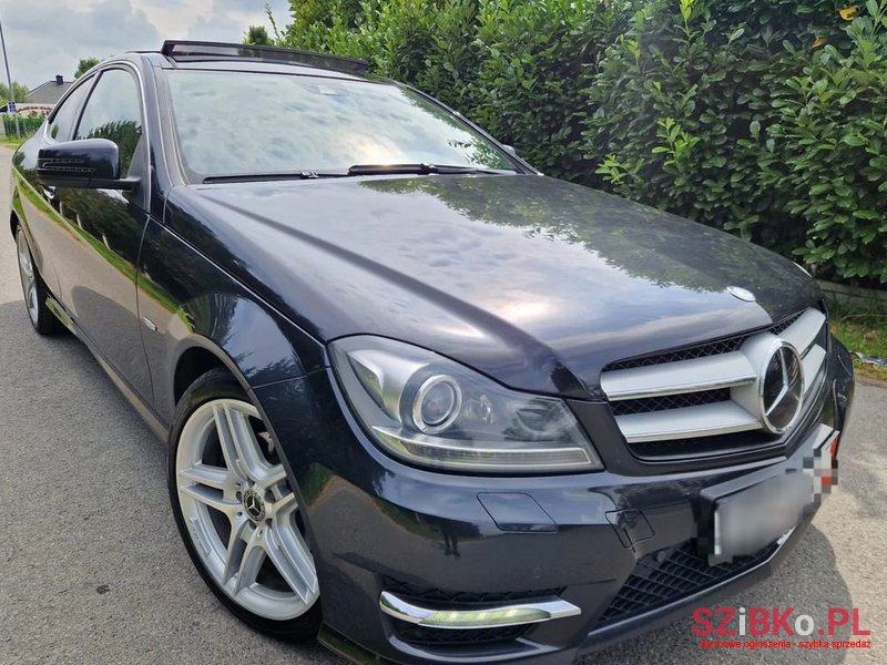 2011' Mercedes-Benz C-Class 250 Coupe photo #1