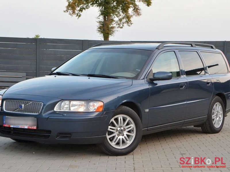 2005' Volvo V70 photo #1