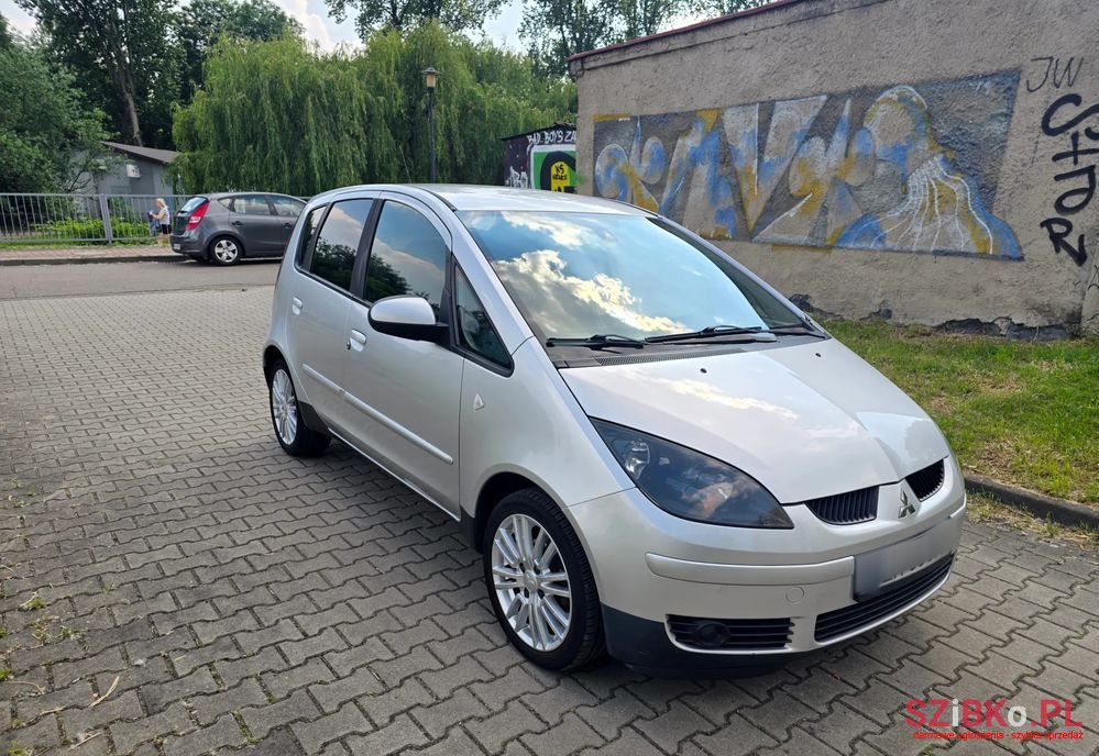 2008' Mitsubishi Colt 1.3 Intense Eu5 photo #5