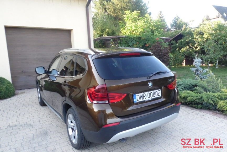 2011' BMW X1 Ver-Sdrive18D photo #4