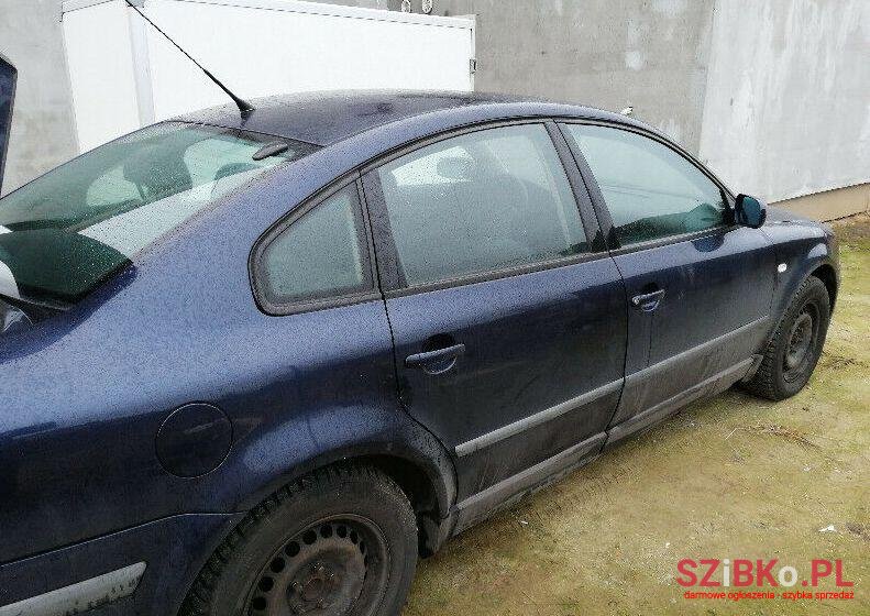 1997' Volkswagen Passat photo #1
