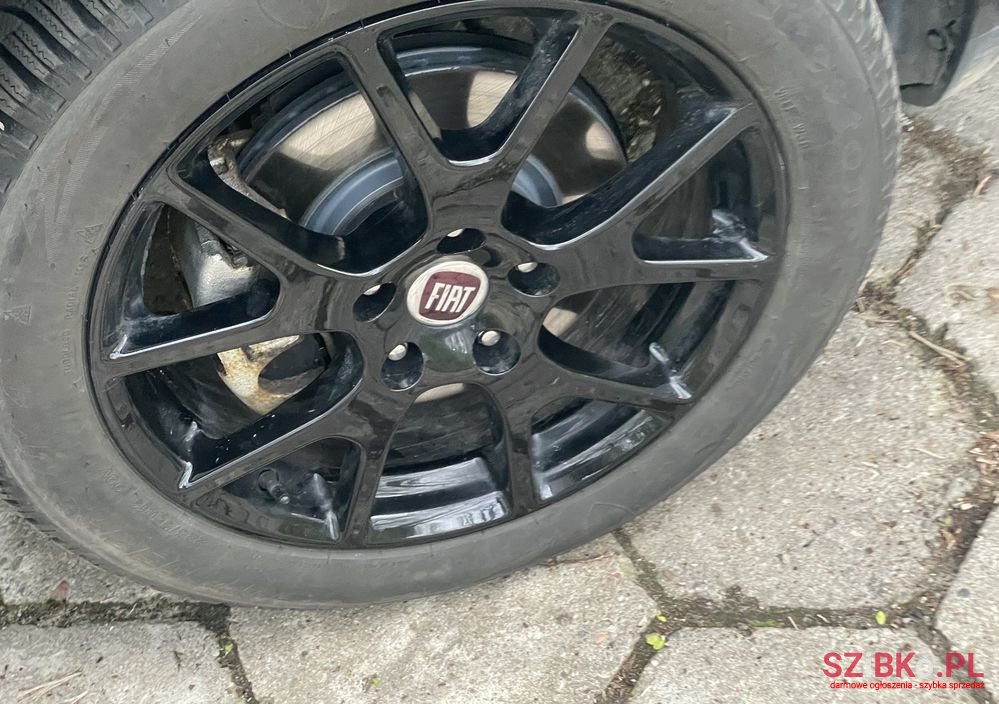 2014' Fiat Freemont photo #5