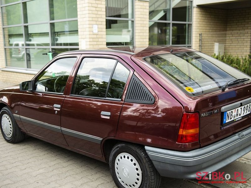 1991' Opel Kadett photo #4