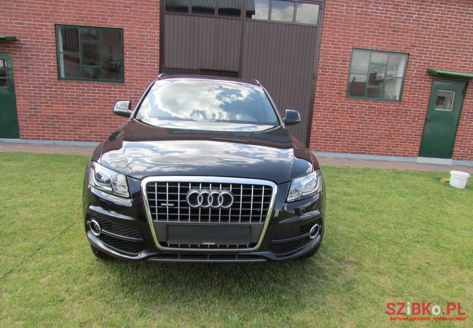 2011' Audi Q5 photo #3