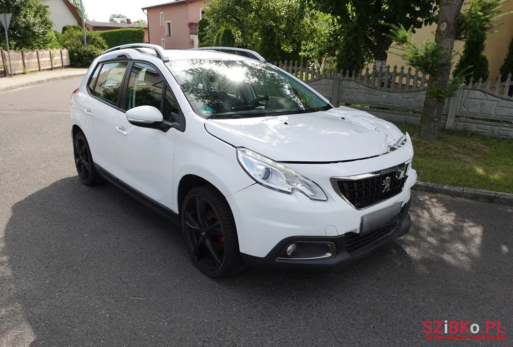 2017' Peugeot 2008 photo #1