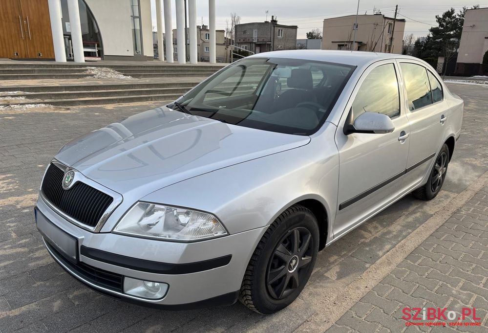 2007' Skoda Octavia photo #1