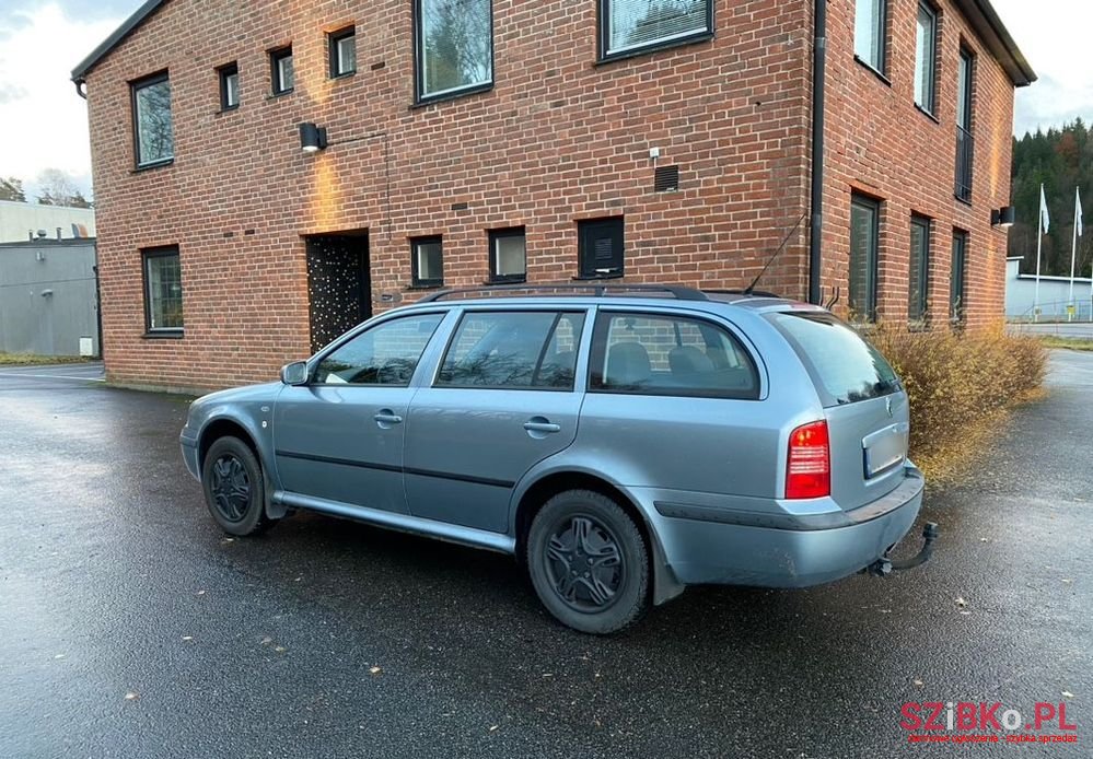 2001' Skoda Octavia photo #5
