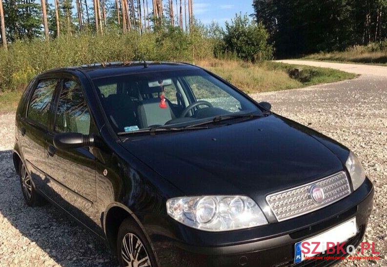 2009' Fiat Punto photo #1