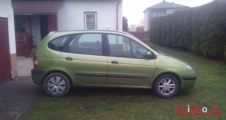 2000' Renault Scenic photo #2