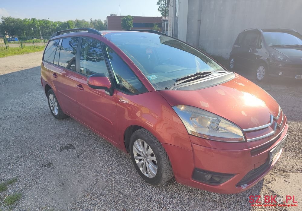 2008' Citroen C4 Picasso photo #2