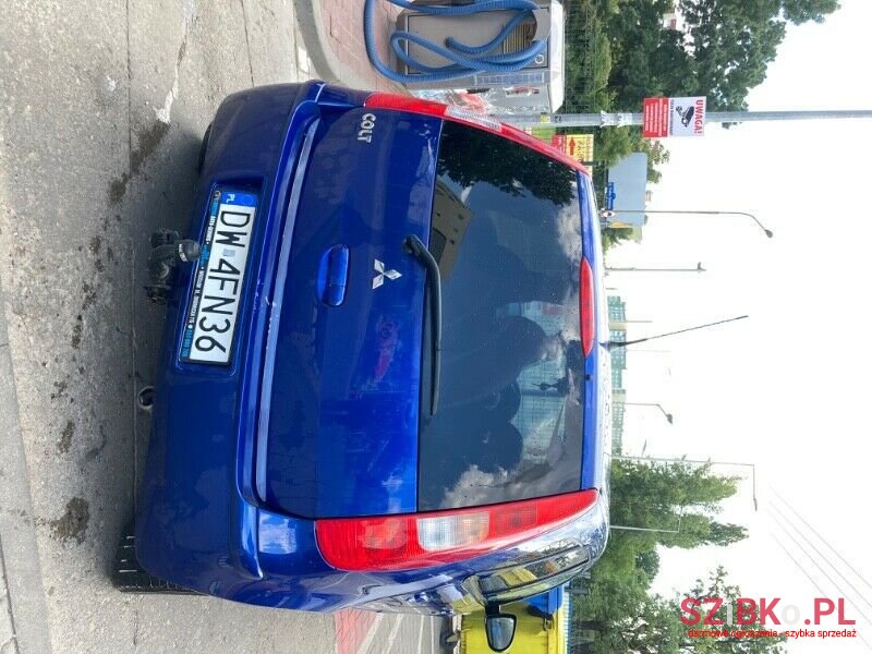 2007' Mitsubishi Colt photo #4