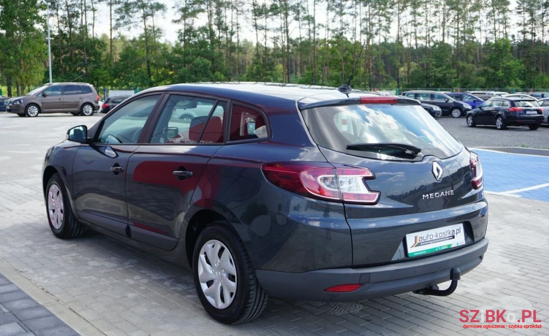 2014' Renault Megane photo #2