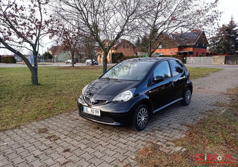 2007' Toyota Aygo photo #1