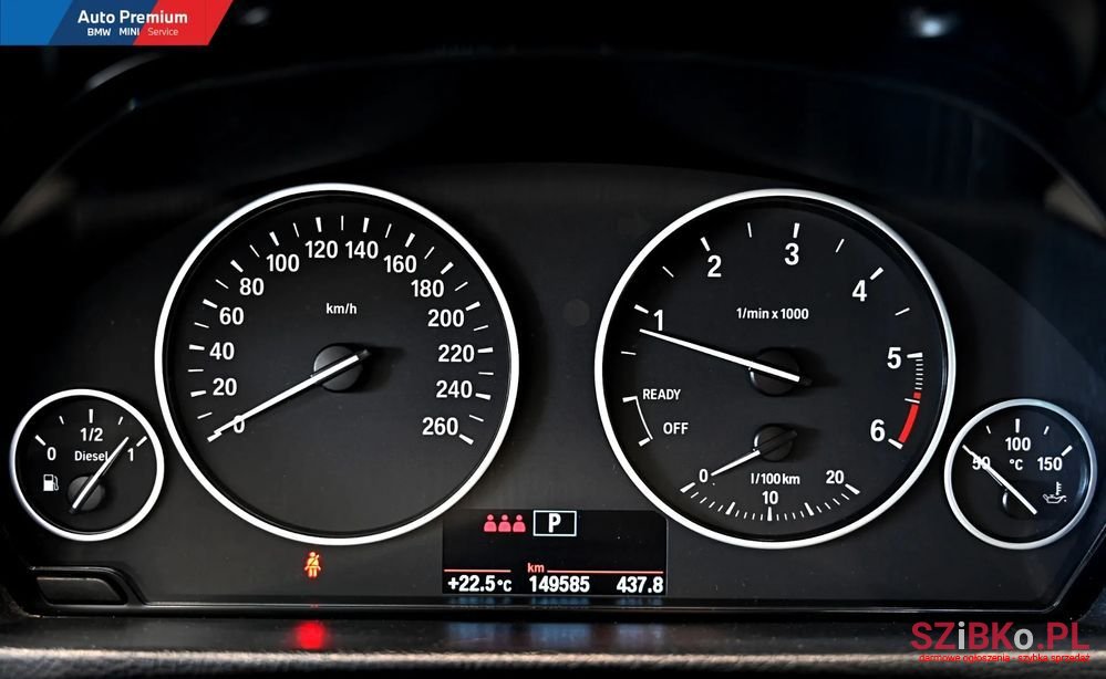 2017' BMW 3 Series 320D photo #4