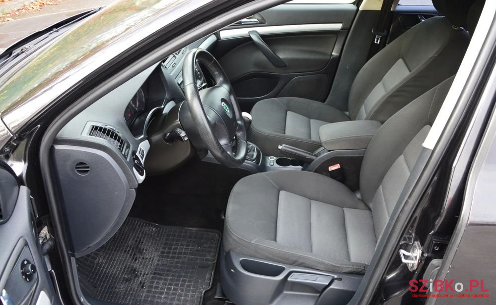 2004' Skoda Octavia photo #5