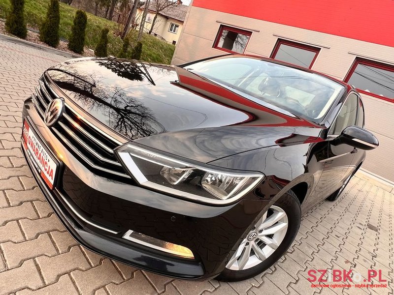 2015' Volkswagen Passat photo #4