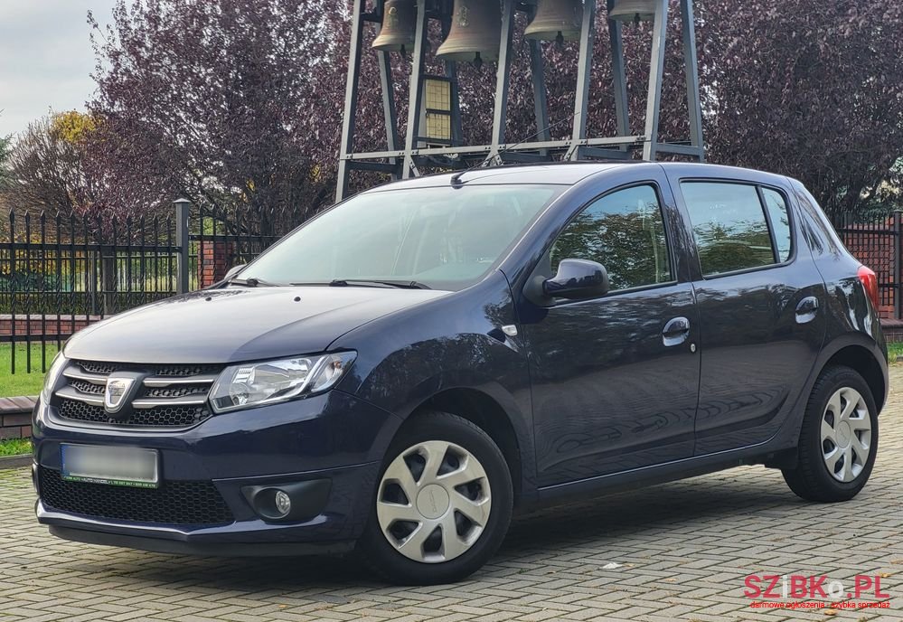 2013' Dacia Sandero photo #3