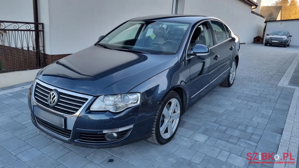 2008' Volkswagen Passat photo #5