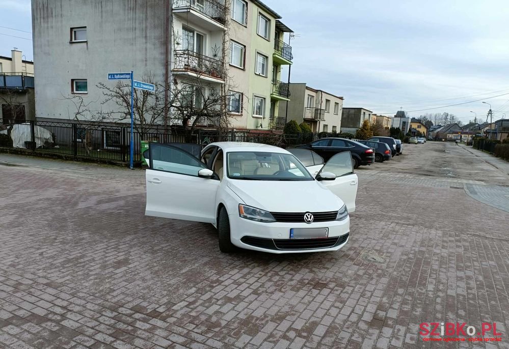 2014' Volkswagen Jetta 1.8T Se photo #1
