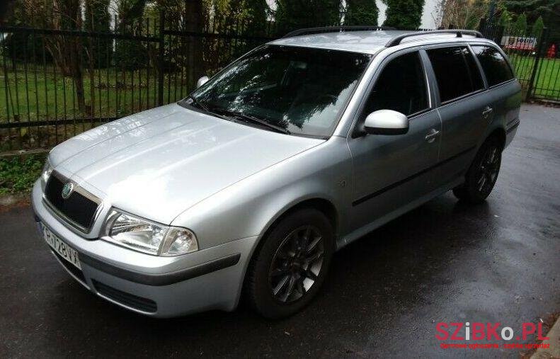 2010' Skoda Octavia photo #2