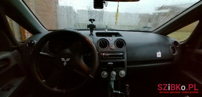 2005' Mitsubishi Colt photo #1