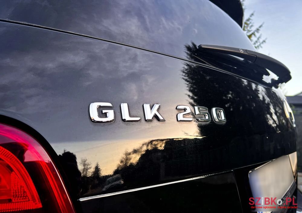 2015' Mercedes-Benz GLK 220 photo #4