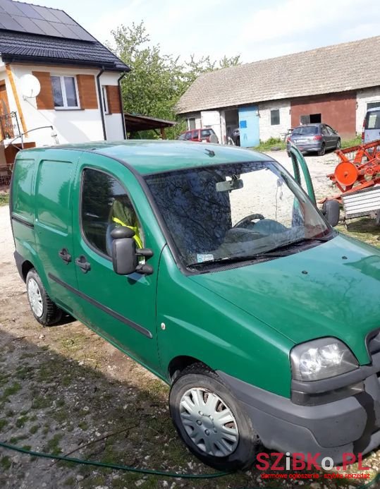 2003' Fiat Doblo photo #2
