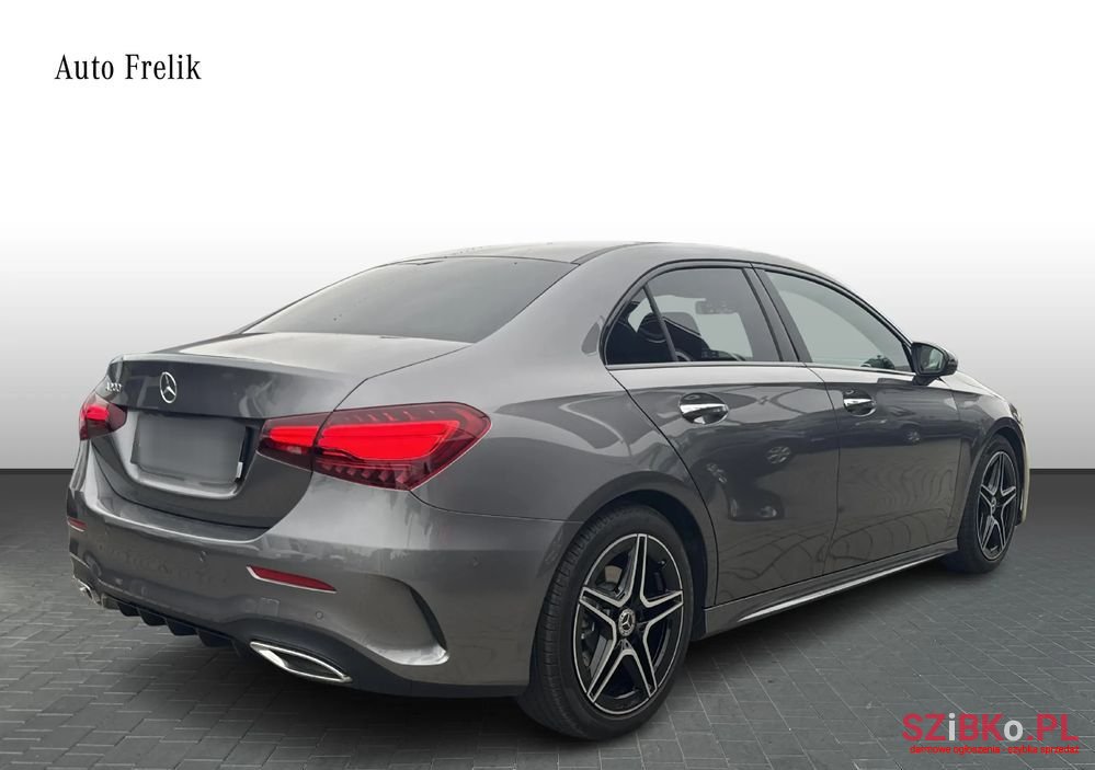 2024' Mercedes-Benz A-Class 200 Amg Line photo #2