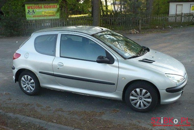 2005' Peugeot 206 photo #2