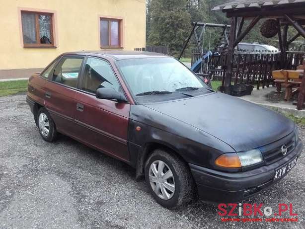 1995' Opel Astra photo #1