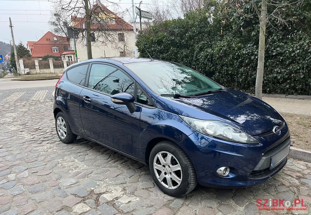 2012' Ford Fiesta 1.25 Ambiente photo #1